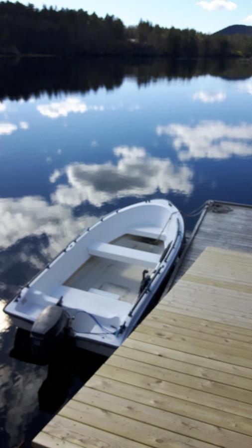 Eikefjord Holtarheim, Holidayhouse, Boat Included מראה חיצוני תמונה